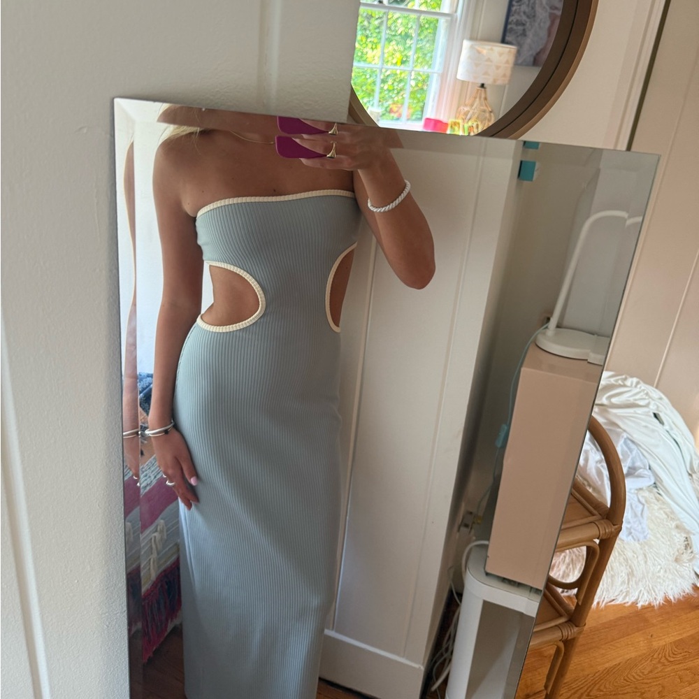 Elegant light blue Cutout Maxi Dress